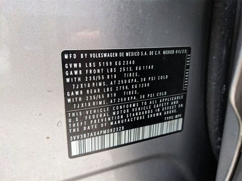 Certified 2023 Volkswagen Tiguan SE image 38