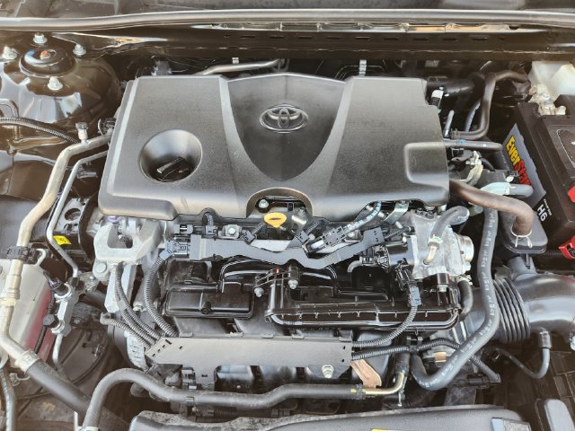 Used 2023 Toyota Camry SE FWD image 21