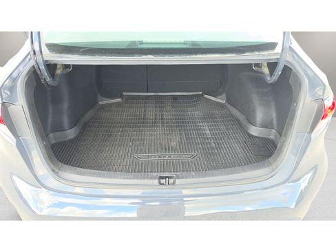 Used 2024 Toyota Corolla LE FWD image 17