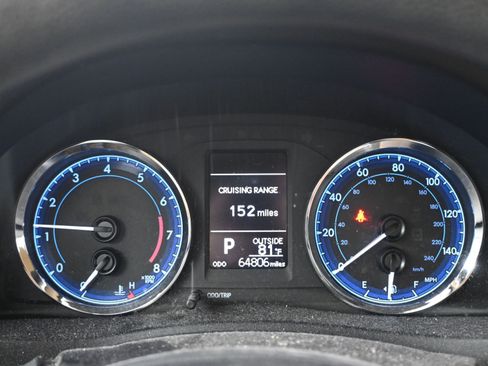 Used 2017 Toyota Corolla LE w/ Carpet Mat Package (TMS) image 10