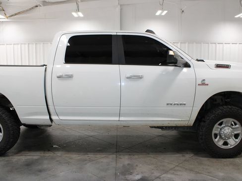 Used 2019 RAM 2500 Big Horn AWD/4WD image 11