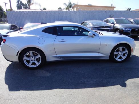 Used 2016 Chevrolet Camaro LT image 11