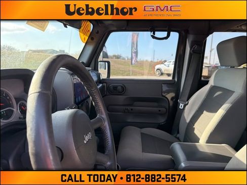 Used 2010 Jeep Wrangler Unlimited Rubicon w/ Dual Top Group image 19