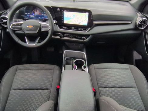 Used 2025 Chevrolet Equinox LT FWD image 21