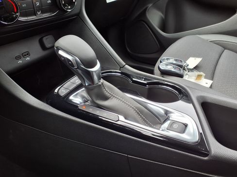 New 2026 Buick Encore GX Preferred FWD image 8