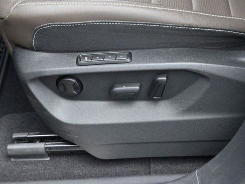 Used 2024 Volkswagen Atlas SEL image 15