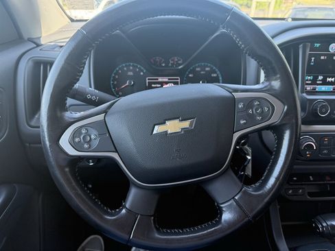 Used 2017 Chevrolet Colorado Z71 AWD/4WD image 21