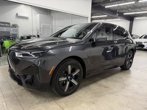 Used 2024 BMW iX xDrive50 w/ Premium Package AWD/4WD image 1