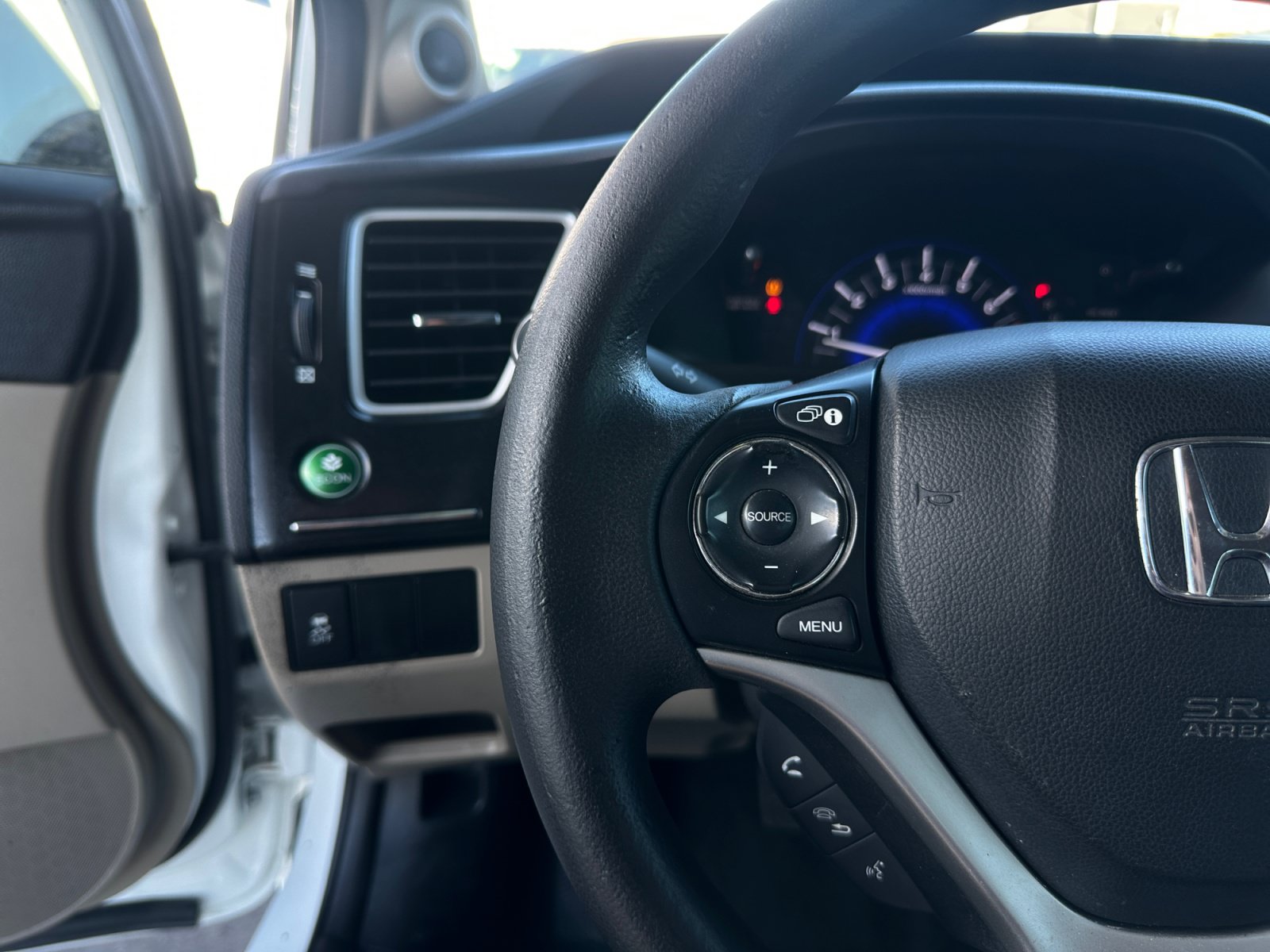 Used 2015 Honda Civic SE image 18
