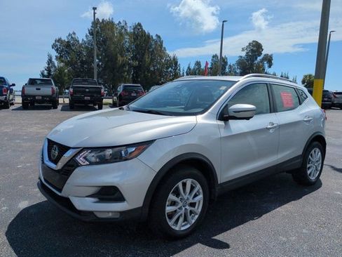 Certified 2022 Nissan Rogue Sport SV w/ Technology Package AWD/4WD image 9