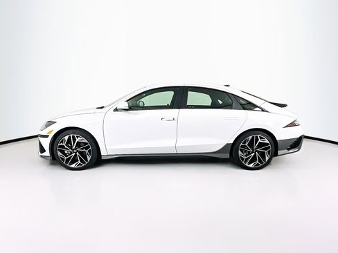 Used 2024 Hyundai Ioniq 6 SEL RWD image 4