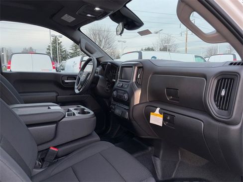 New 2026 Chevrolet Silverado 1500 W/T image 27