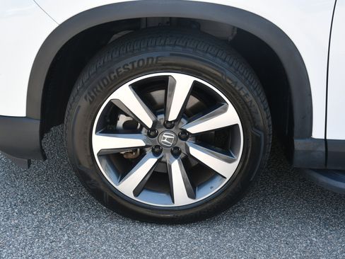 Certified 2023 Honda Pilot Elite image 25