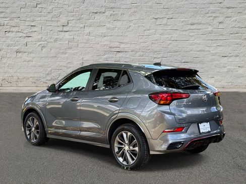 Used 2021 Buick Encore GX Select w/ Sport Touring Package FWD image 3