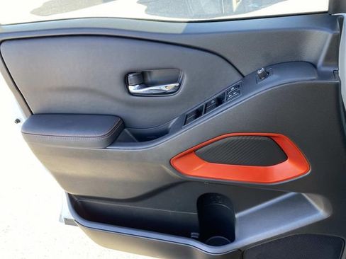 Used 2024 Nissan Frontier PRO-4X w/ Off-Road Protection Package AWD/4WD image 22