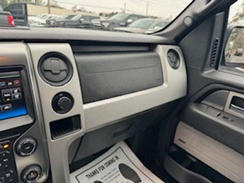 Used 2014 Ford F150 Raptor w/ Equipment Group 801A Luxury image 16