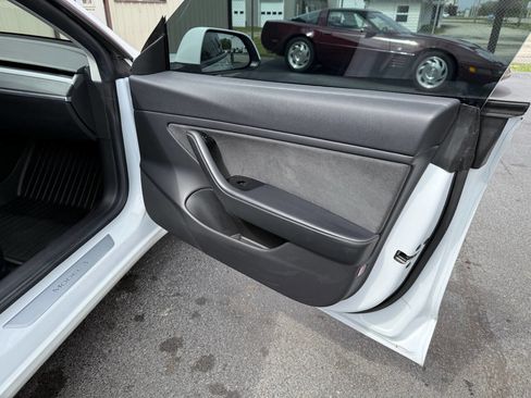 Used 2019 Tesla Model 3 Long Range AWD/4WD image 57