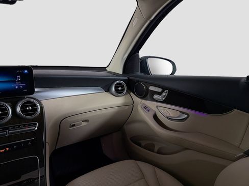 Certified 2022 Mercedes-Benz GLC 300 4MATIC image 25
