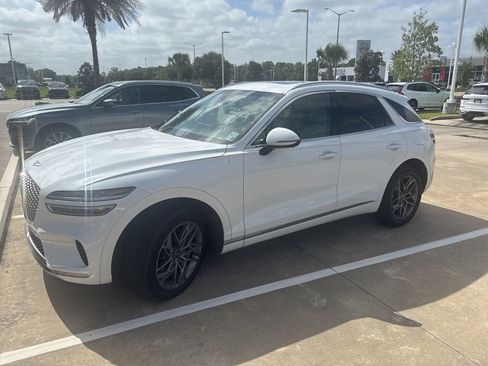 Used 2024 Genesis GV70 2.5T w/ Advanced Package image 1