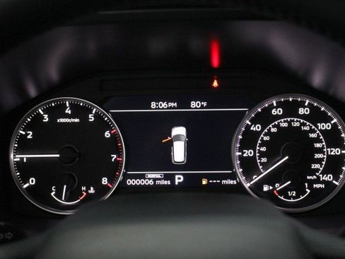 New 2026 Mitsubishi Outlander LE image 11