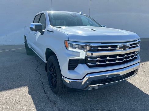 New 2026 Chevrolet Silverado 1500 LTZ w/ Technology Package AWD/4WD image 8