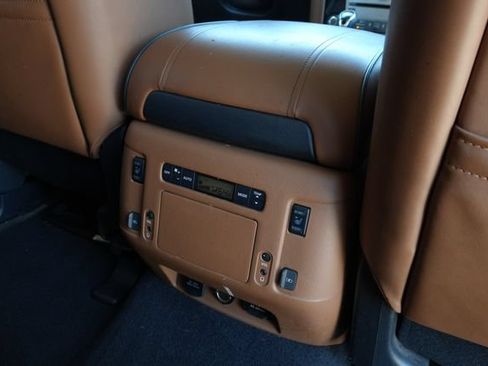 Used 2018 INFINITI QX80 4WD w/ Deluxe Technology Package image 26
