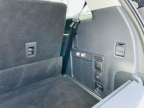Used 2025 Ford Expedition Platinum w/ Platinum Ultimate Package AWD/4WD image 34