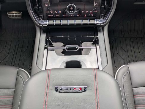 Used 2026 GMC Yukon AT4 Ultimate AWD/4WD image 21