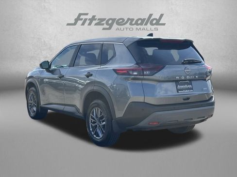 Used 2023 Nissan Rogue S AWD/4WD image 7