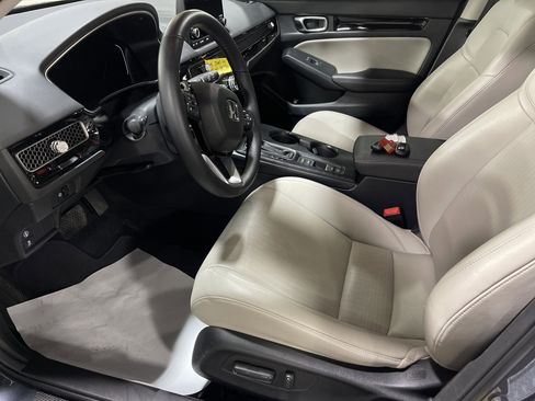 Used 2024 Honda Civic EX-L image 9