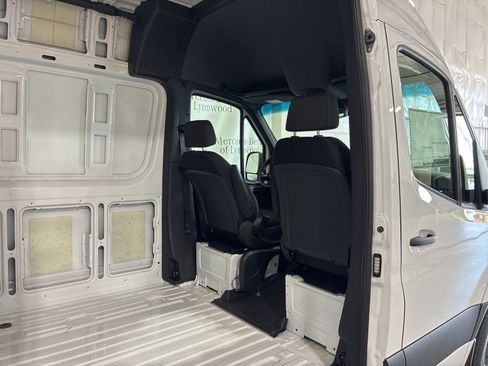 New 2025 Mercedes-Benz Sprinter 2500 image 4