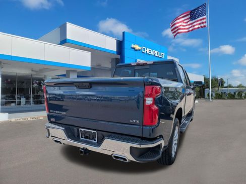 Used 2022 Chevrolet Silverado 1500 LTZ AWD/4WD image 3