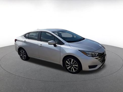 Used 2025 Nissan Versa SV w/ Trunk Package FWD image 2