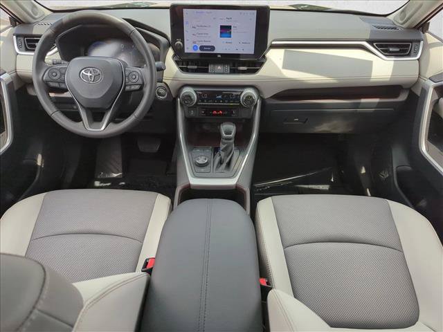Used 2024 Toyota RAV4 Limited AWD/4WD image 18