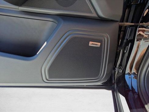 New 2026 Porsche Macan image 14