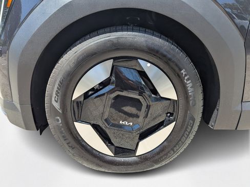 Used 2026 Kia EV9 Light RWD image 9