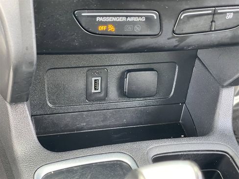 Used 2019 Ford Escape S image 27