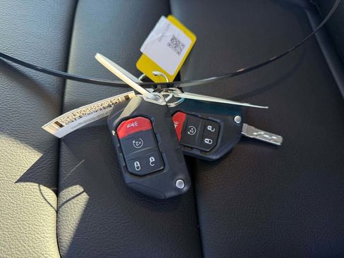 New 2026 Jeep Gladiator Sport image 28