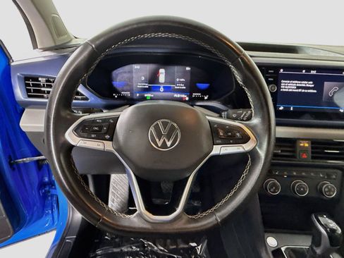 Used 2022 Volkswagen Taos SE FWD image 13