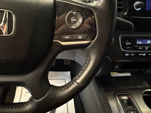 Used 2021 Honda Pilot Special Edition image 11