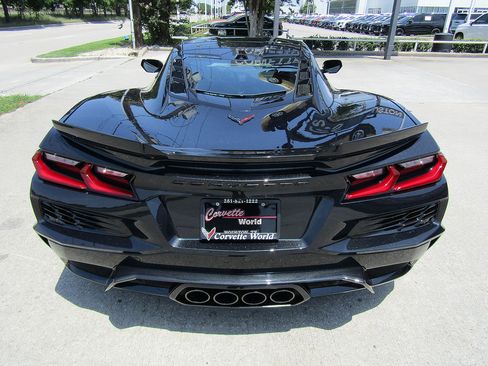 Used 2024 Chevrolet Corvette Z06 RWD image 6