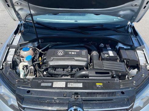 Used 2015 Volkswagen Passat 1.8T S FWD image 12