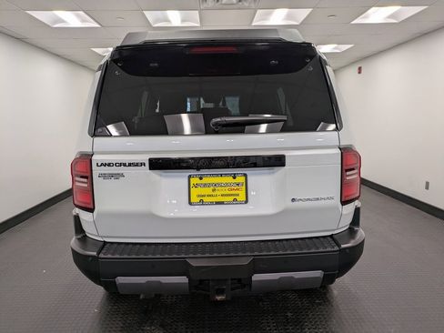 Used 2024 Toyota Land Cruiser w/ Premium Package image 5