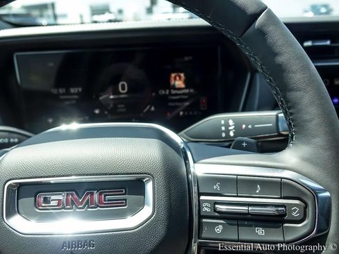 New 2026 GMC Terrain Elevation w/ Elevation Premium Package AWD/4WD image 16
