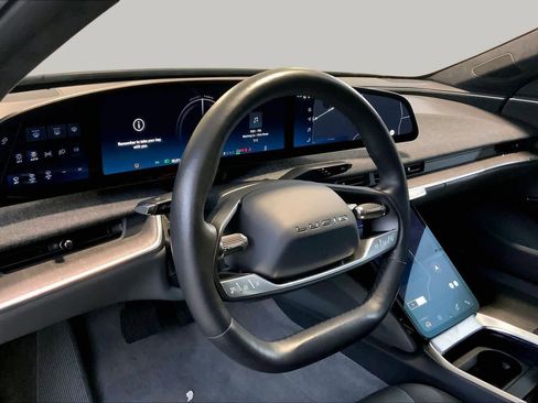 Used 2025 Lucid Air Touring AWD/4WD image 16