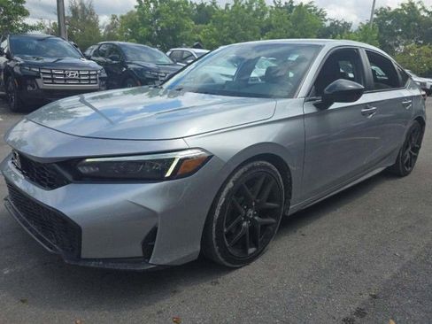 Used 2025 Honda Civic Sport image 1