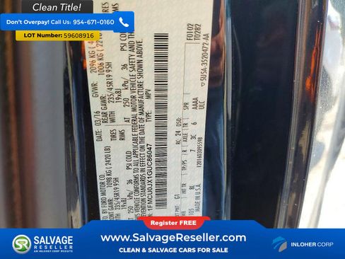 Used 2016 Ford Escape Titanium FWD image 17