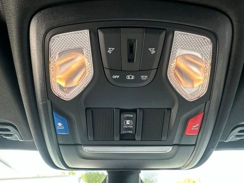 Used 2022 RAM 1500 Big Horn AWD/4WD image 20