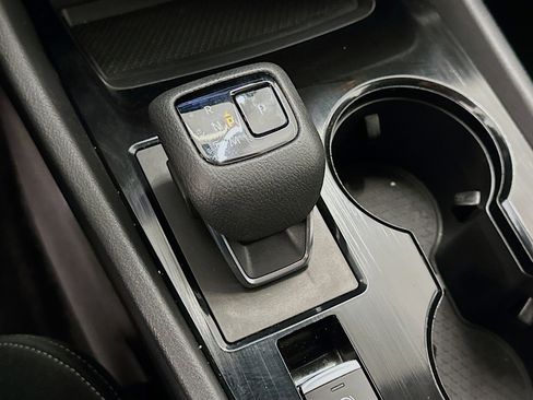 Used 2023 Nissan Rogue SV image 24