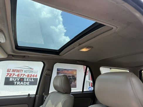 Used 2001 Toyota 4Runner Limited AWD/4WD image 14
